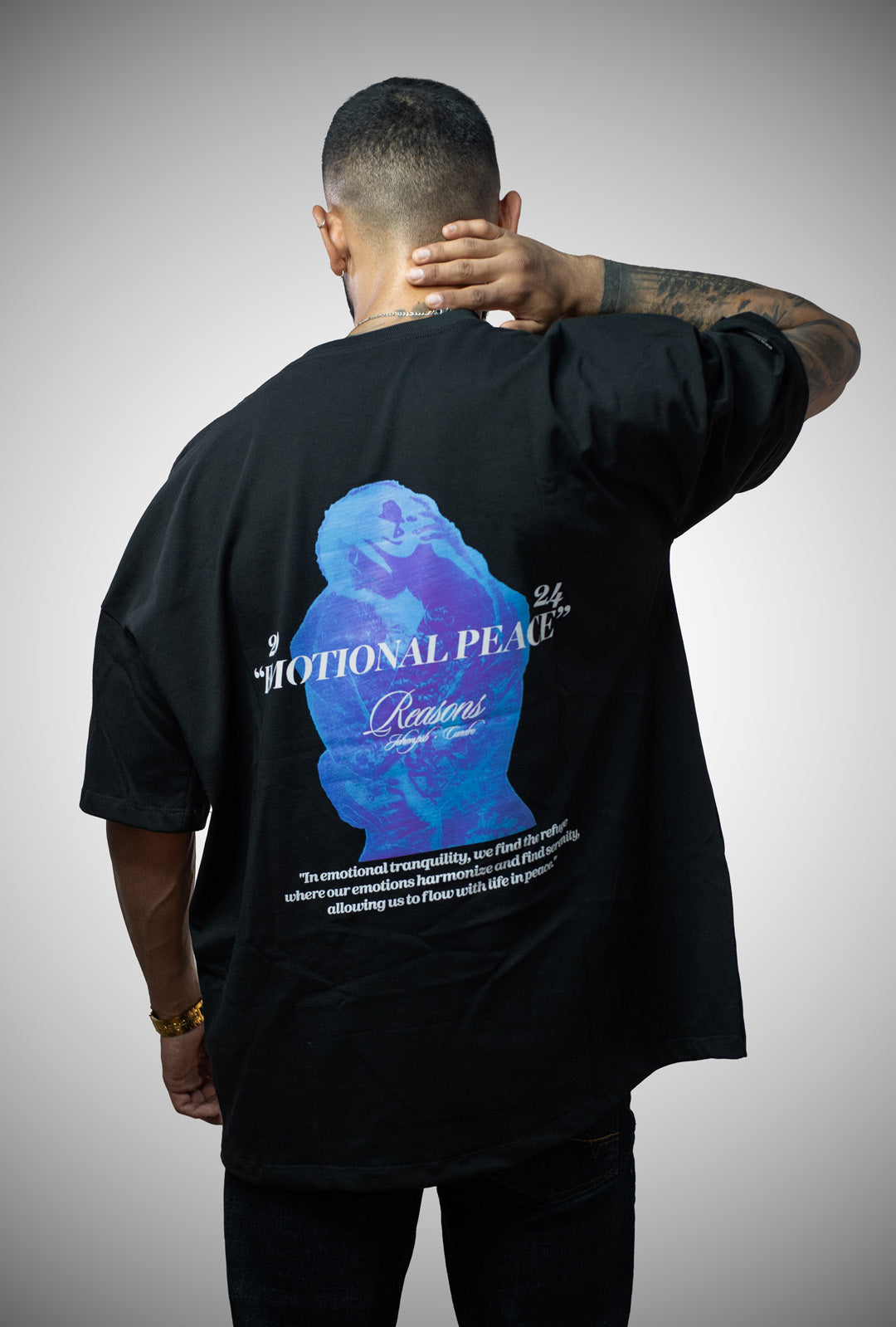 Camiseta Oversize Emotional Peace Negro-Azul