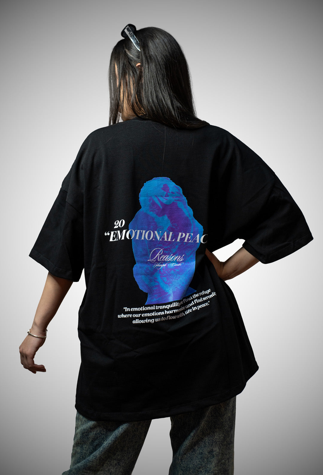 Camiseta Oversize Emotional Peace Negro-Azul
