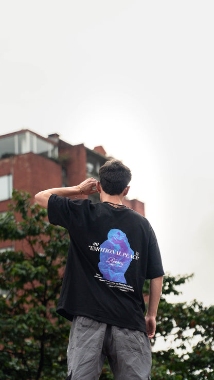 Camiseta Oversize Emotional Peace Negro-Azul